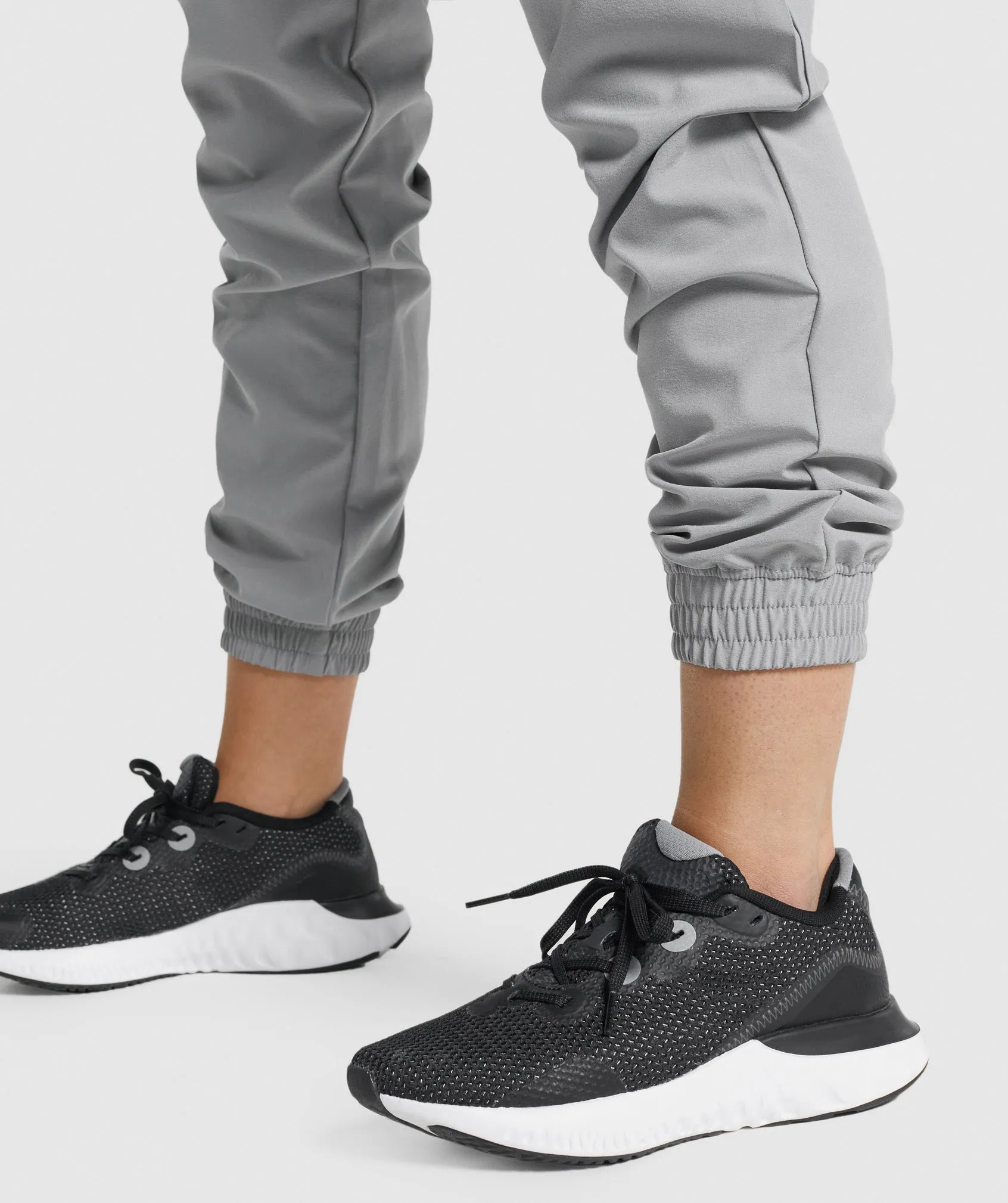 Gymshark Training Woven Joggers - Grey