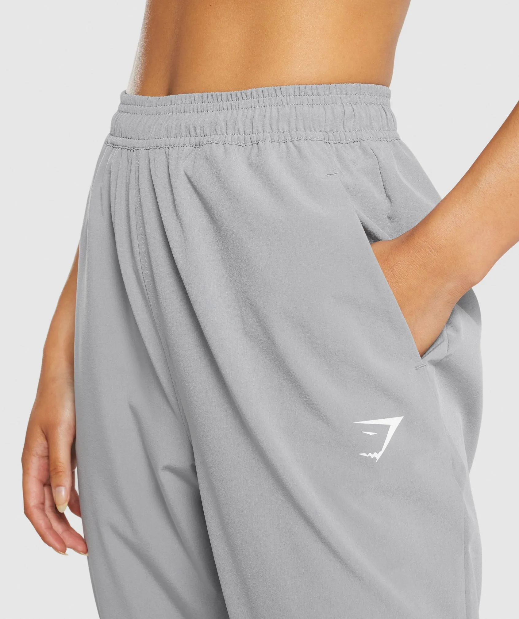 Gymshark Training Woven Joggers - Grey