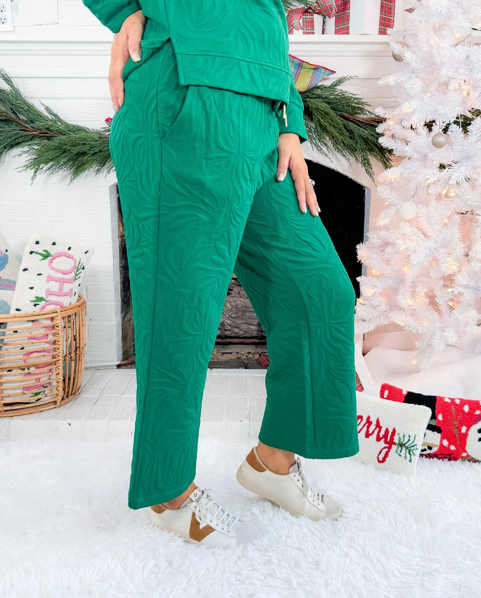Lula Pine Bow Print Knit Pant