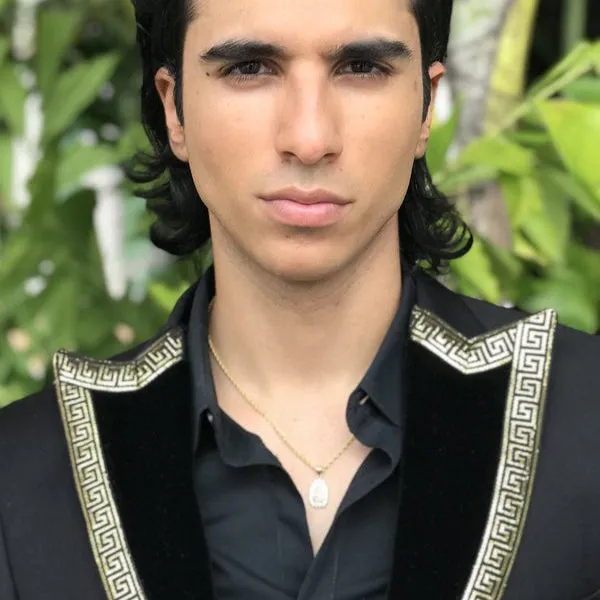 Velvet   Gold  Peak Lapels (black)