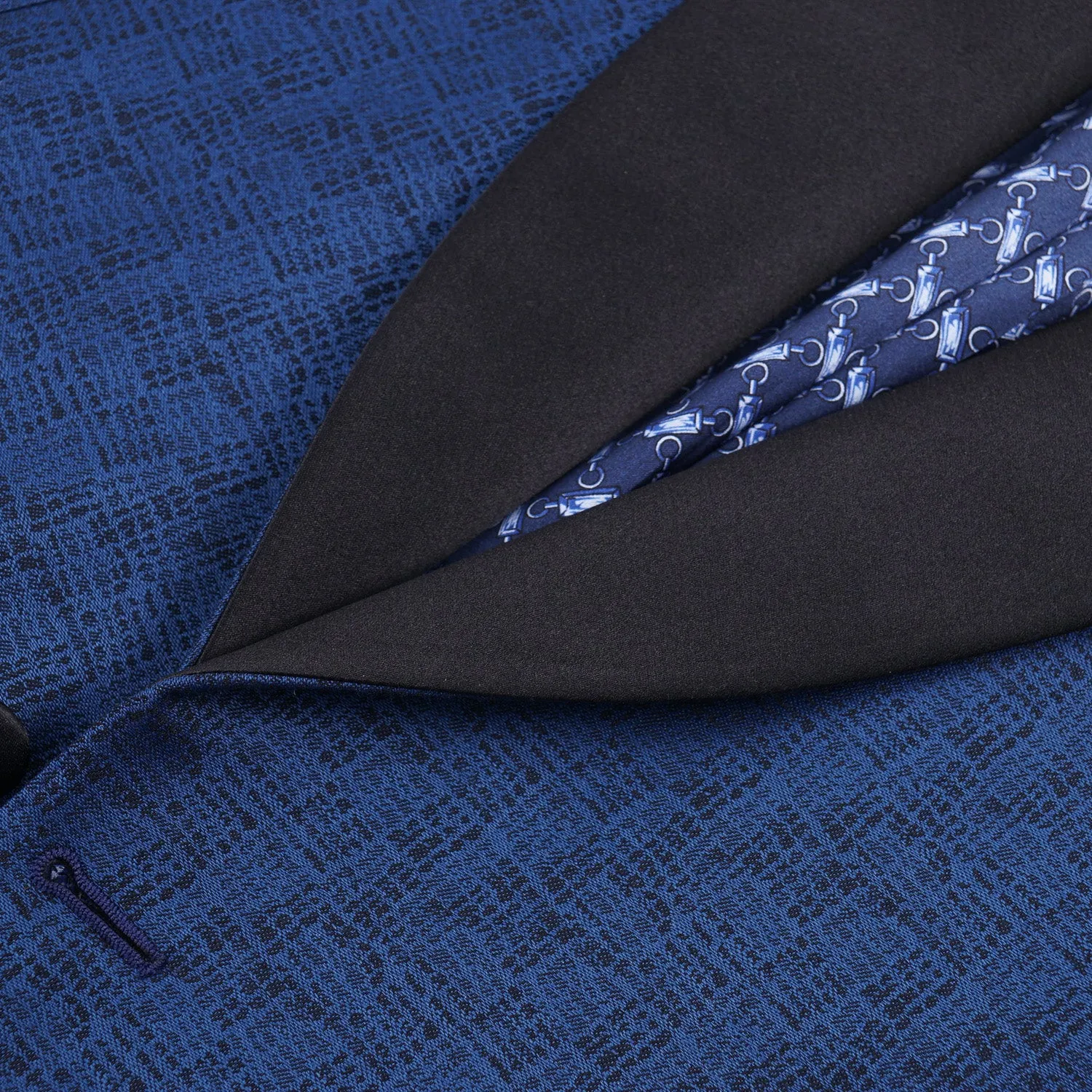 Zilli Tailored-Fit Shawl Collar Tuxedo